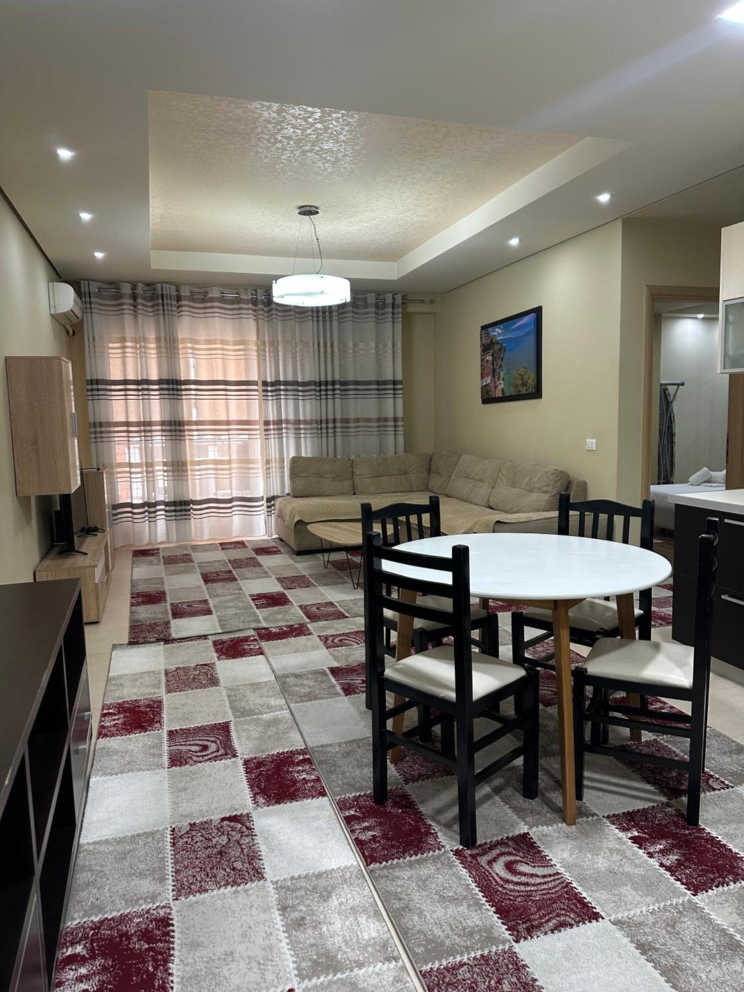 Kevin'S Apartment Delijorgj Tiranë Ngoại thất bức ảnh